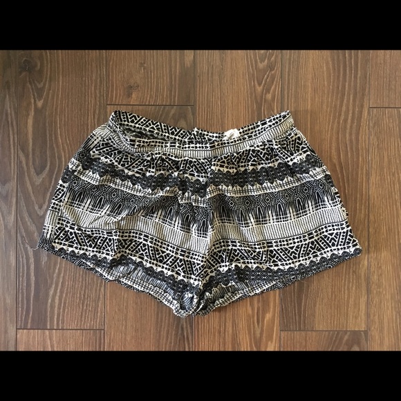 Summer Shorts - Picture 4 of 4